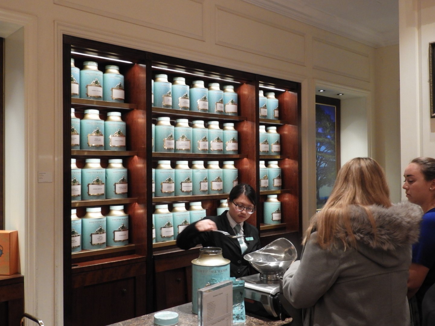 Fortnum & Mason 百貨的茶葉櫃檯