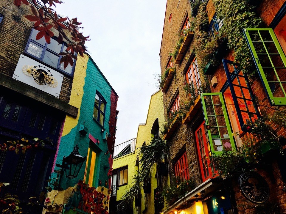 柯芬園附近尼爾庭院 Neal's Yard 的彩色房屋